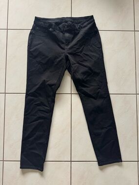 Zanadi Black Women’s Jeans